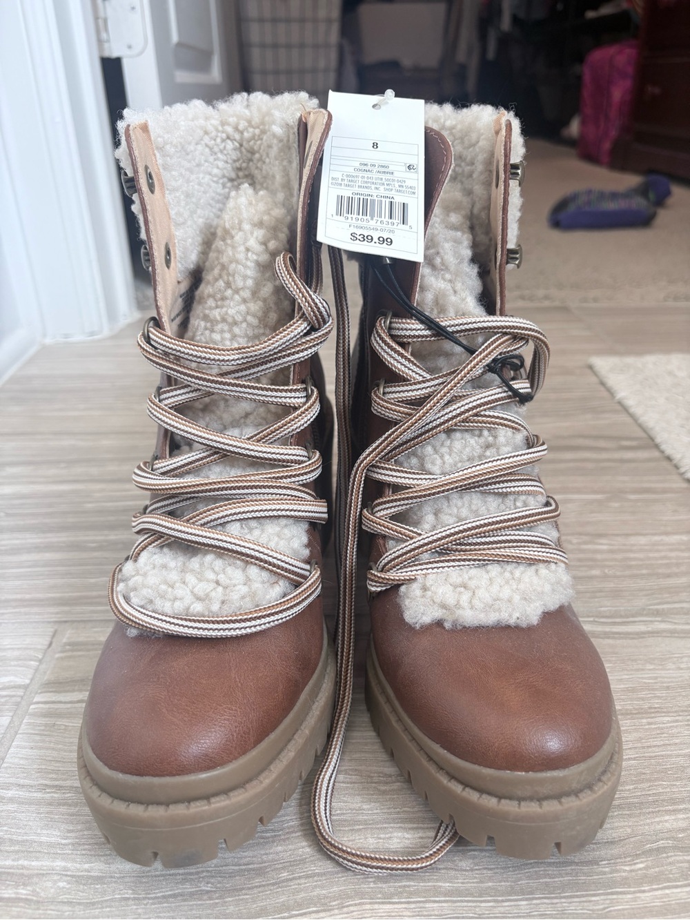 Universal Thread Brown Faux-Shearling Lace-Up Winter Boots